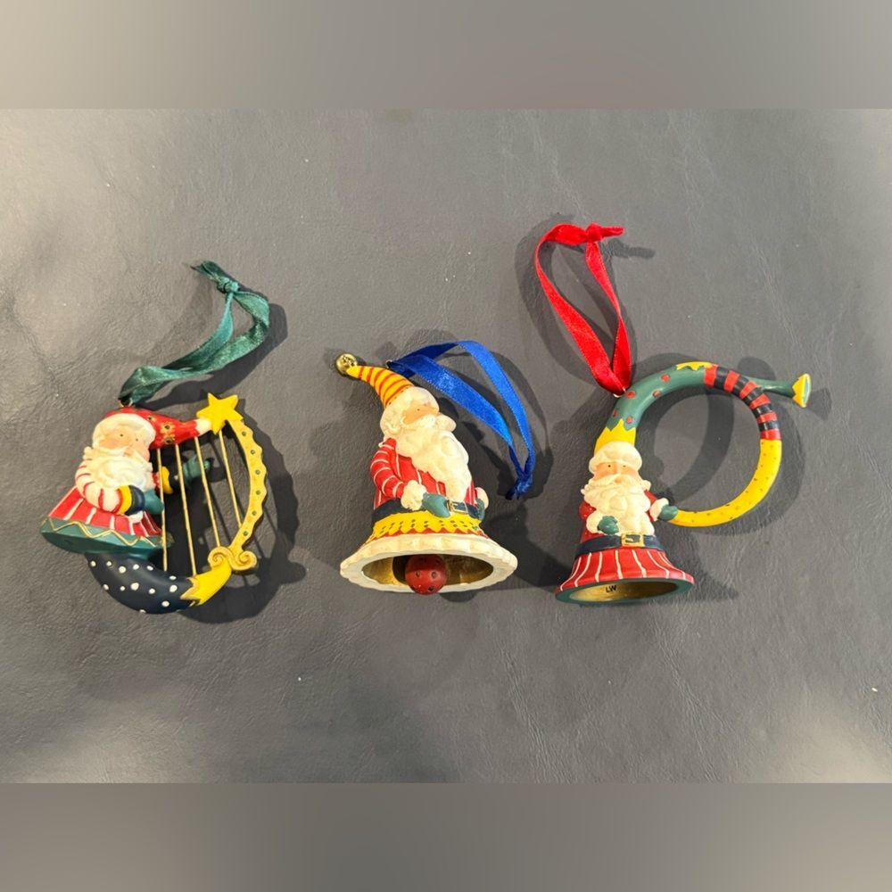 Vintage 1998 Avon "Santa Tunes" Christmas ornament collection